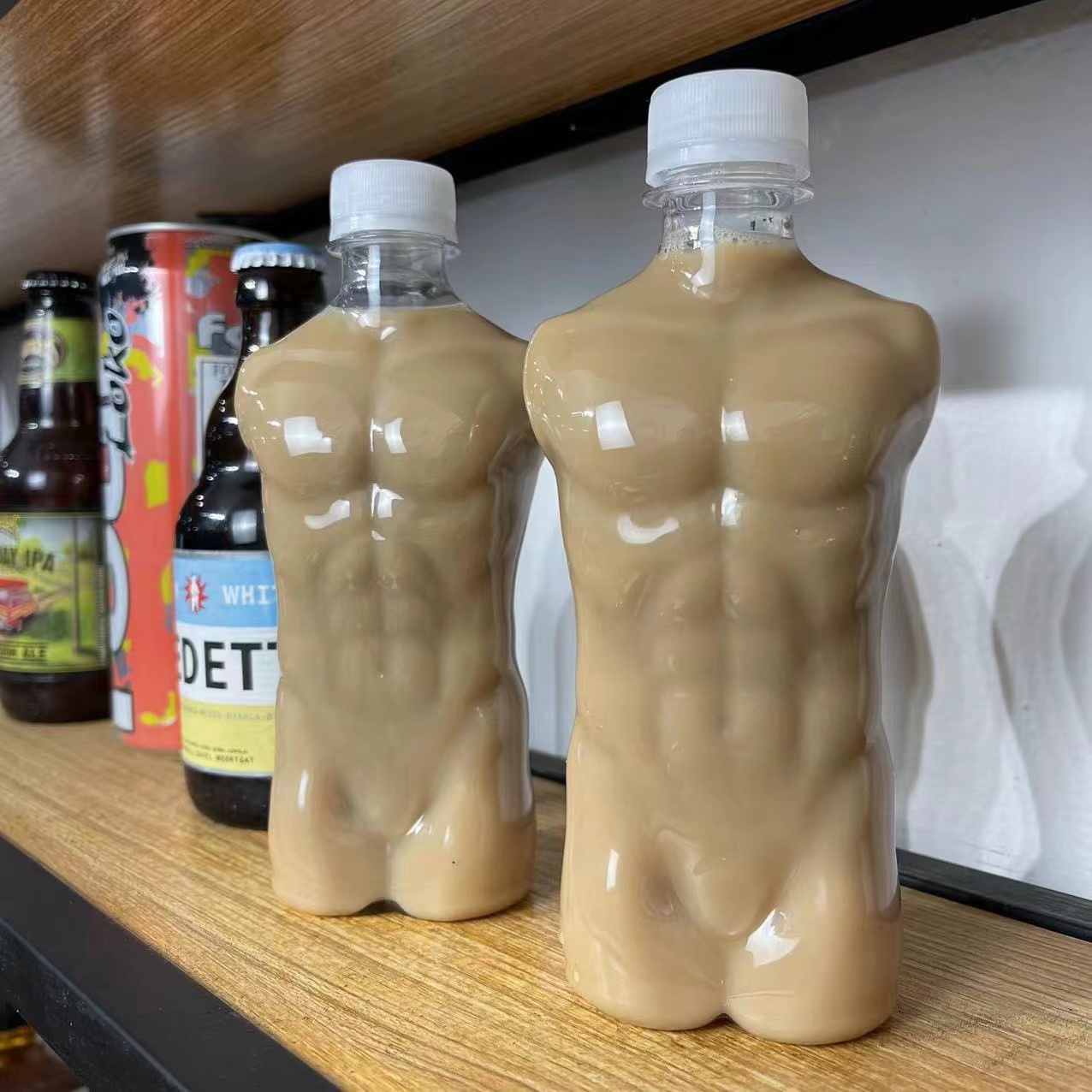 Creative Funny Muscle Man Wate - Wedding Water Supply recension och pris