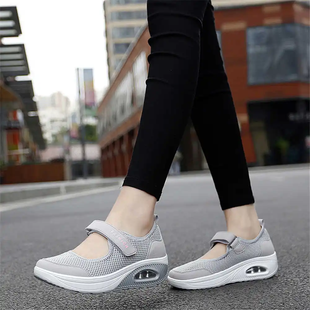 36-41 Demi-season Colored Snea - Wedding Supply Canada recension och pris
